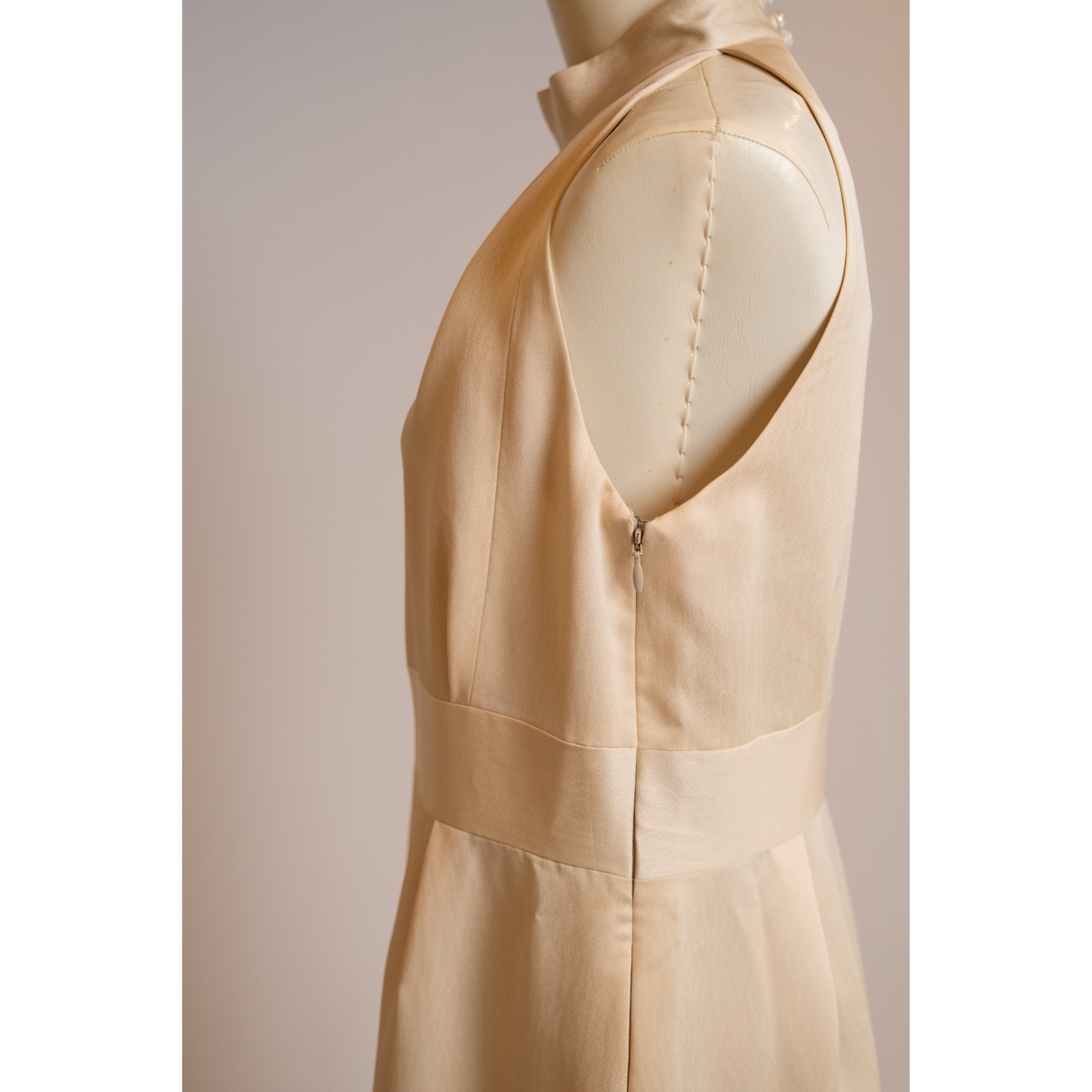 Robe dos nu | Orange clair avec chrysanthème coloré