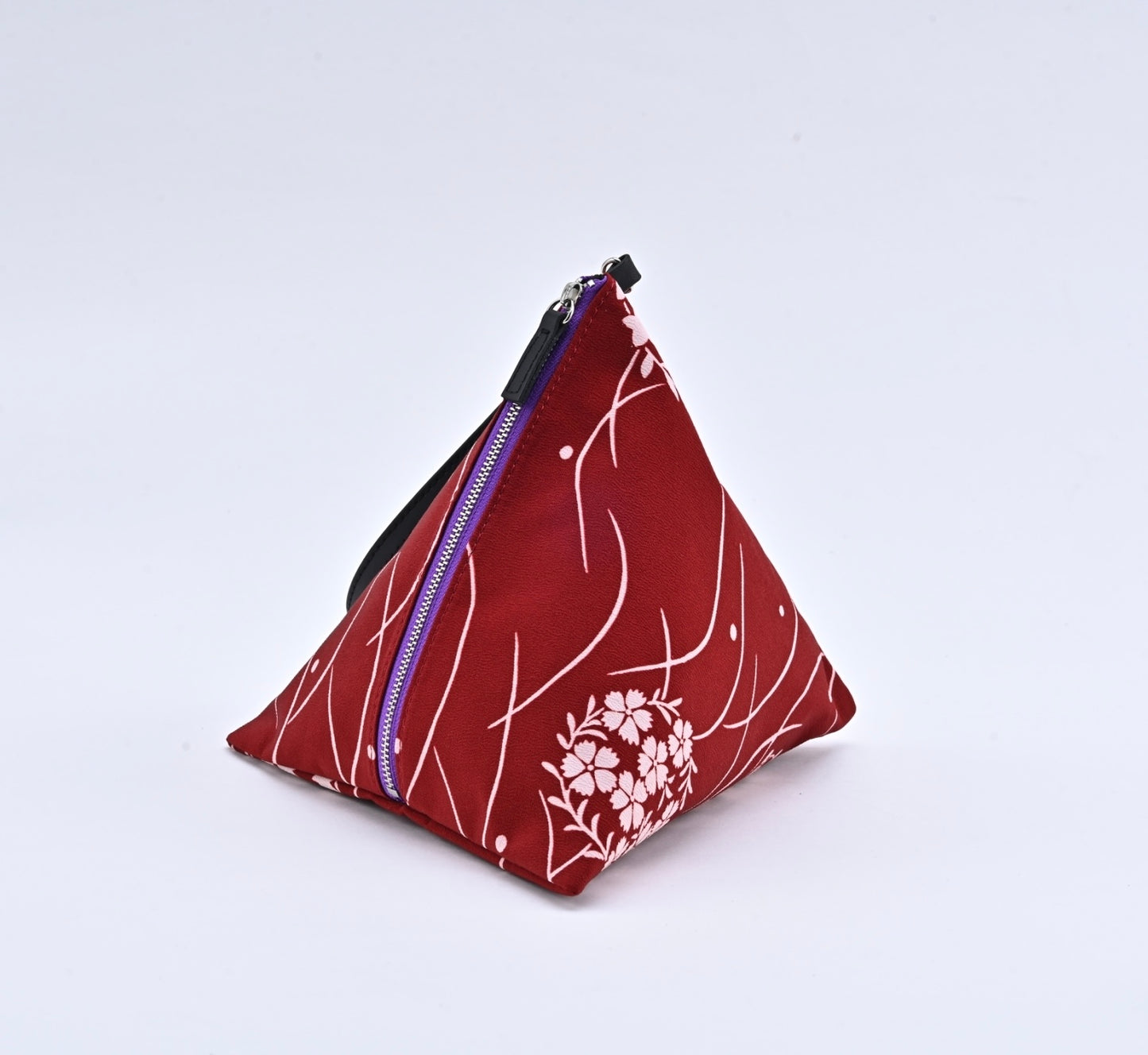 O juban Sankaku Pouch | Momiji and Flowers