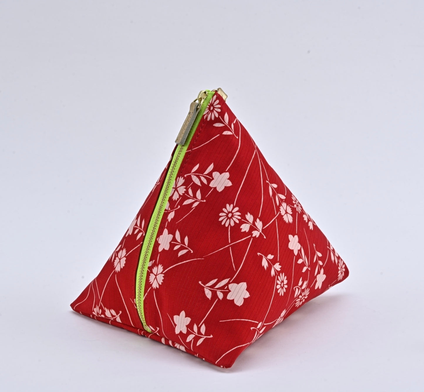 O juban Sankaku Pouch |Autumn grass with stems and leaves